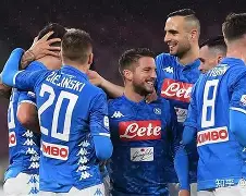 卡利亚里主场大胜那不勒斯,提升积分榜排名(卡利亚里赛程500) 卡利亚里主场大胜那不勒斯,提升积分榜排名(卡利亚里赛程500)